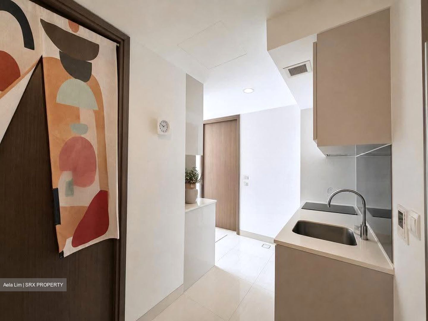 The Centren (D14), Apartment #610978871